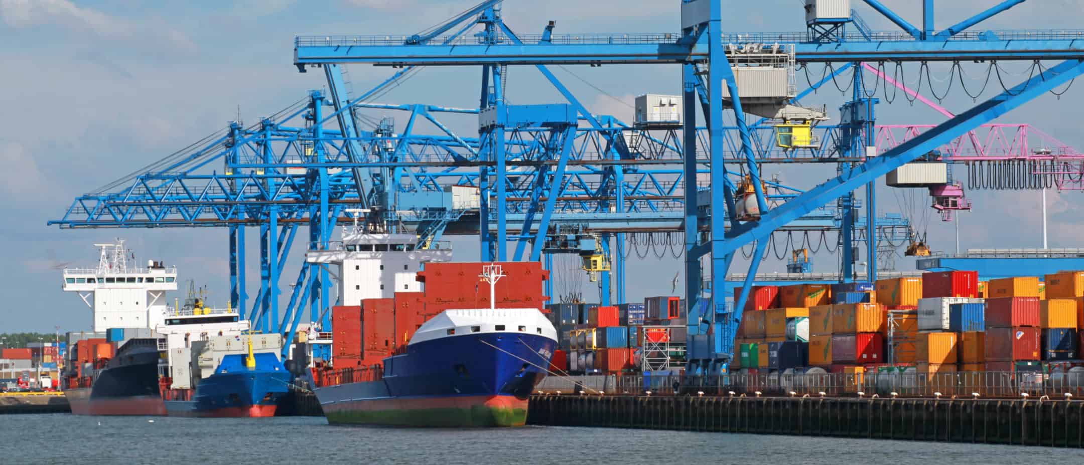 AECOM performed an environmental safety and due diligence assessment for a container terminal at the Port of Rotterdam
