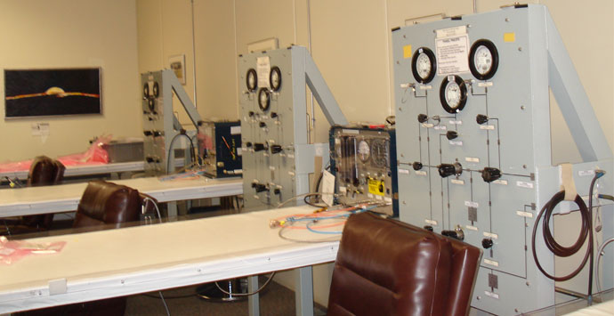 Astronaut-suit-room_690x355