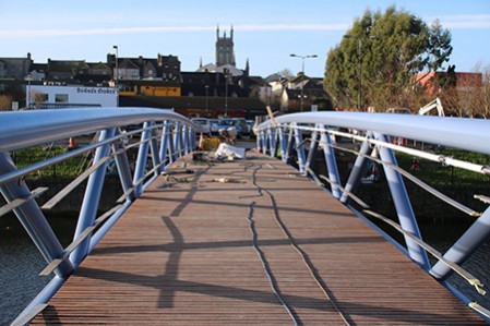 Kilkenny Pedestrian and Cycle Bridge