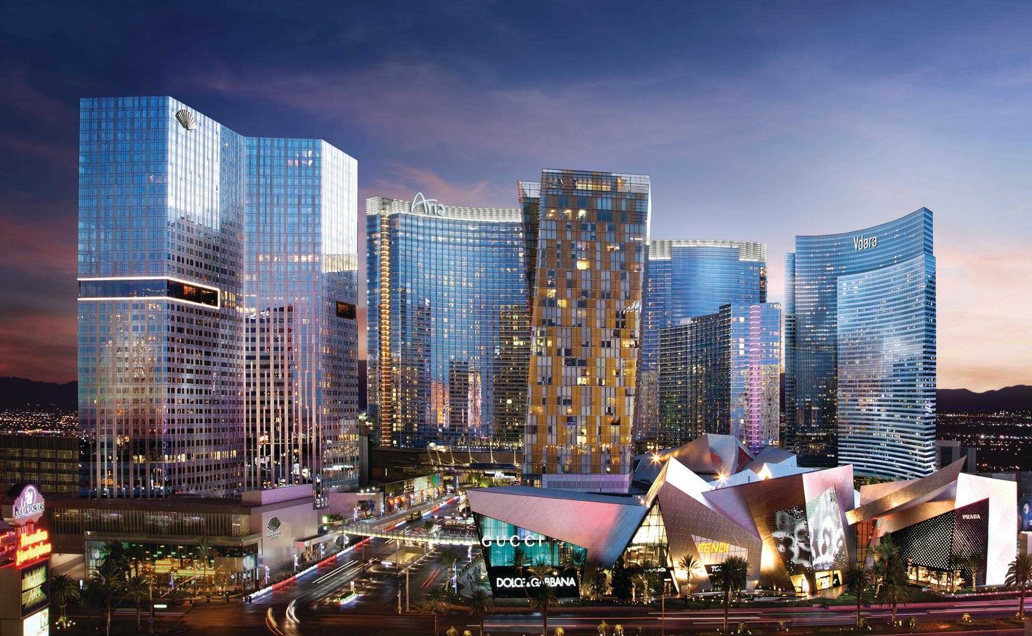 luxury hotels on the vegas strip